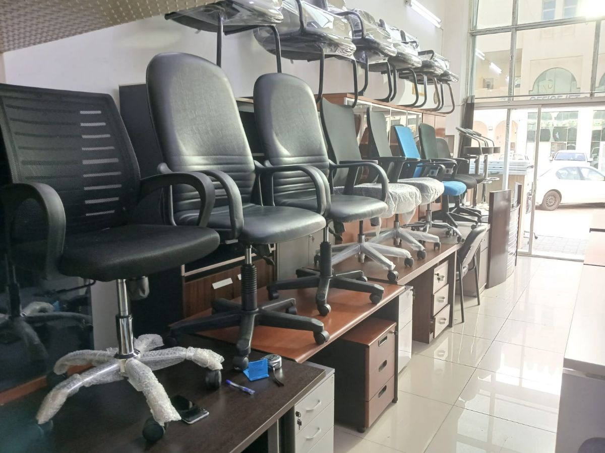 Used office furniture buy sell in qatar - Image 12