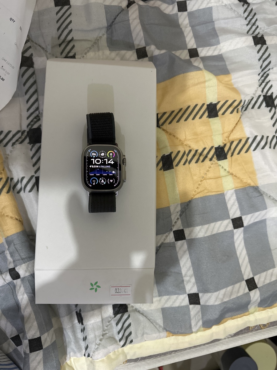 Apple smart watch Ultra 49mm cellular+gps - Image 1