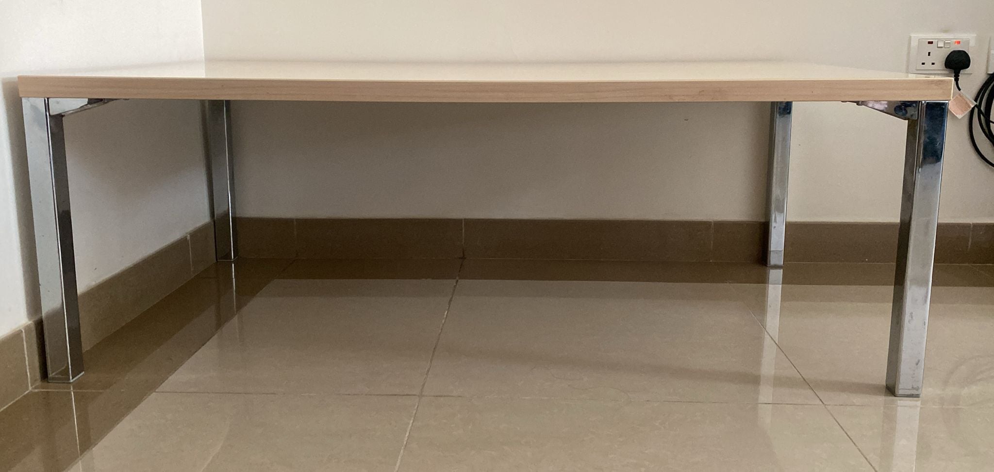 WANT TO SELL CENTER TABLE - Image 2