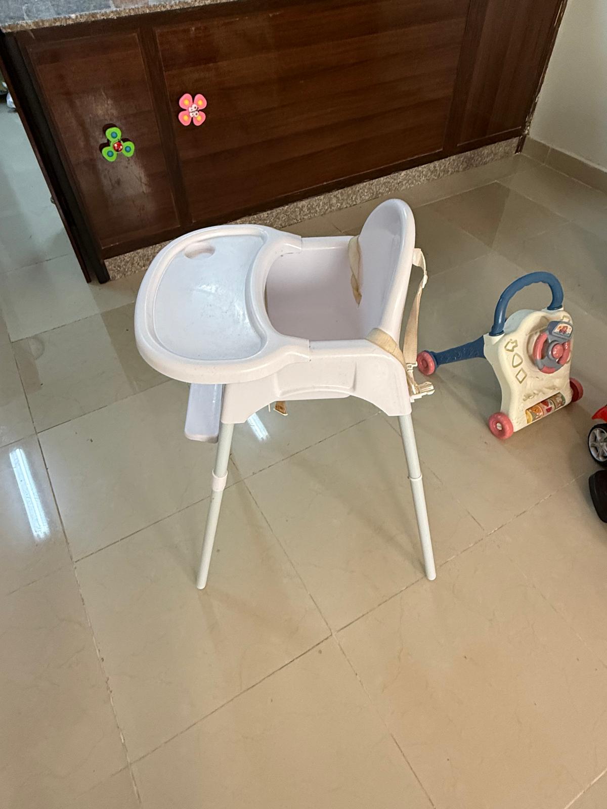 BABY HIGH CHAIR - Image 2