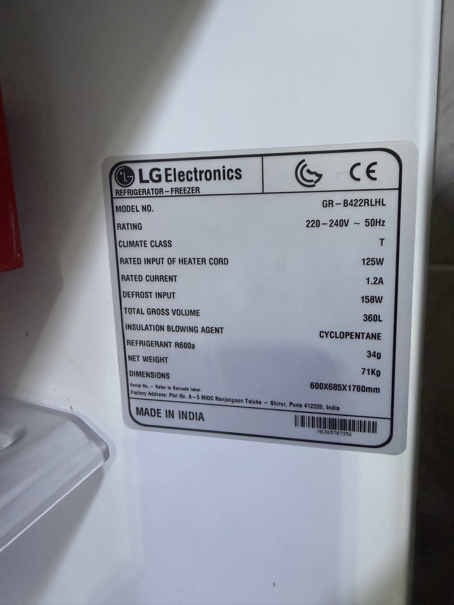 LG Refrigerator - Image 2