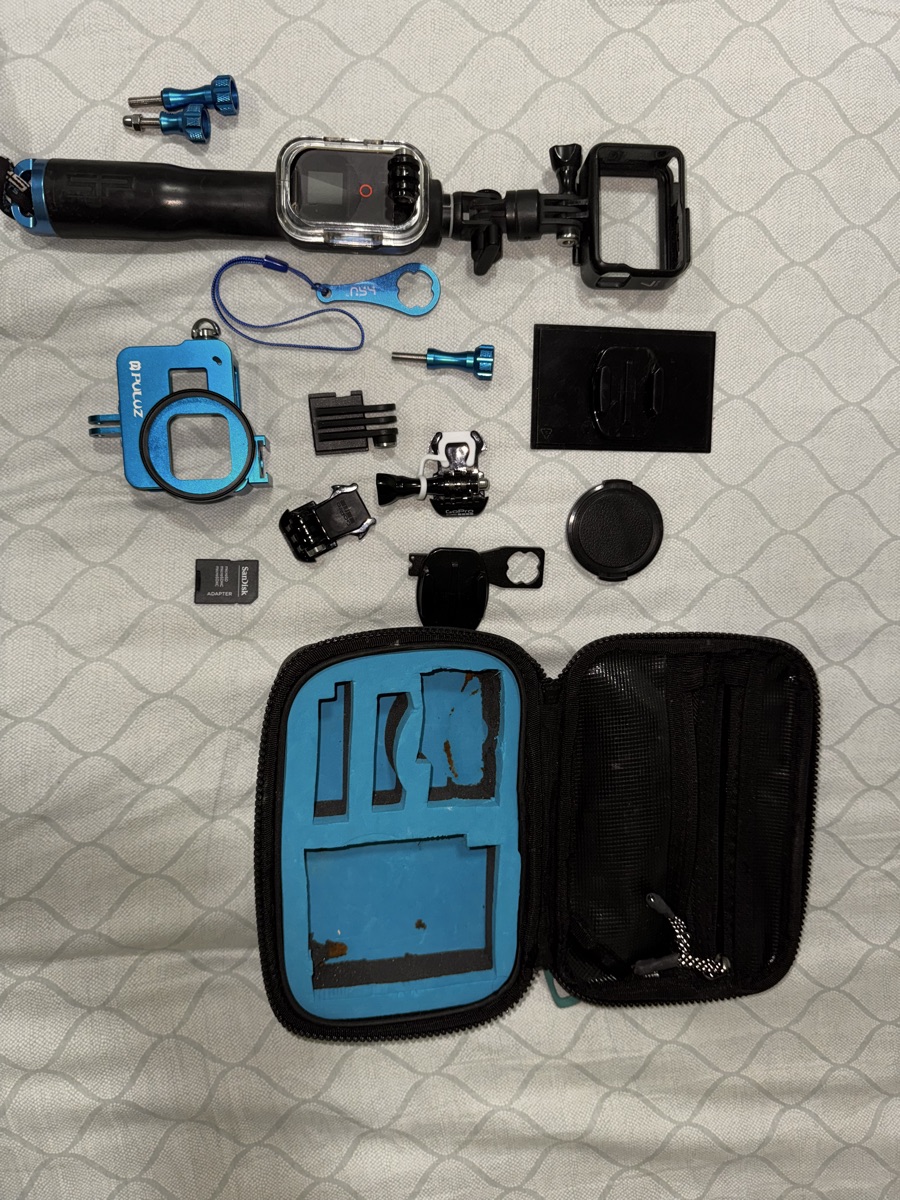 GO PRO 7 WITH ALL ACCESSORIES - Image 9