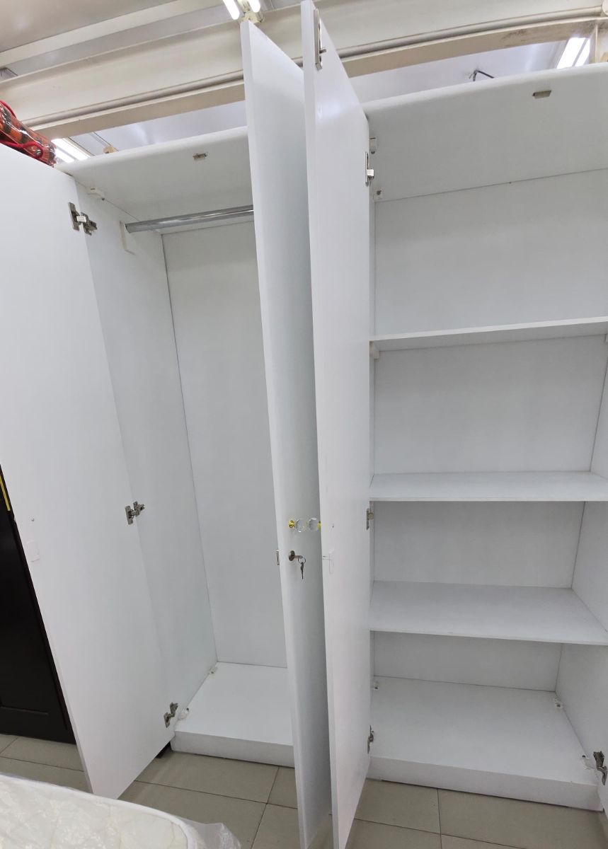 4 door full size wardrobe - Image 1