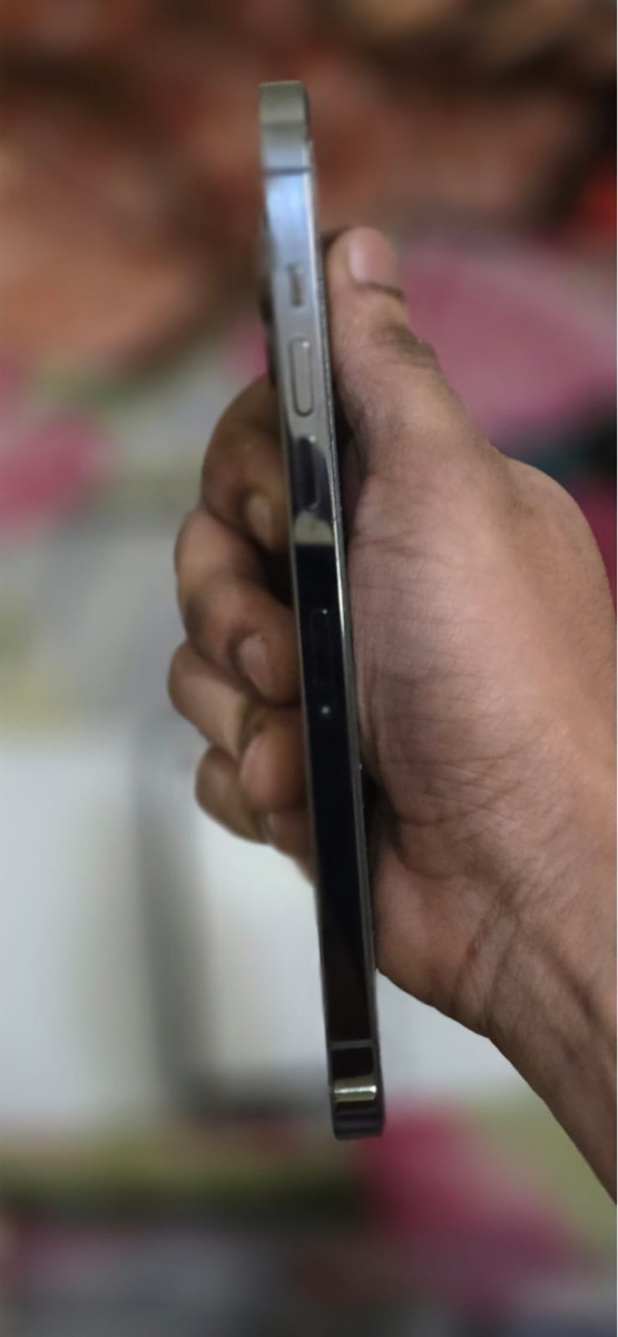 iPhone 12 pro max - Image 2