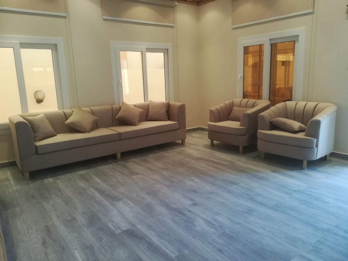 Ordered sofa - Image 16