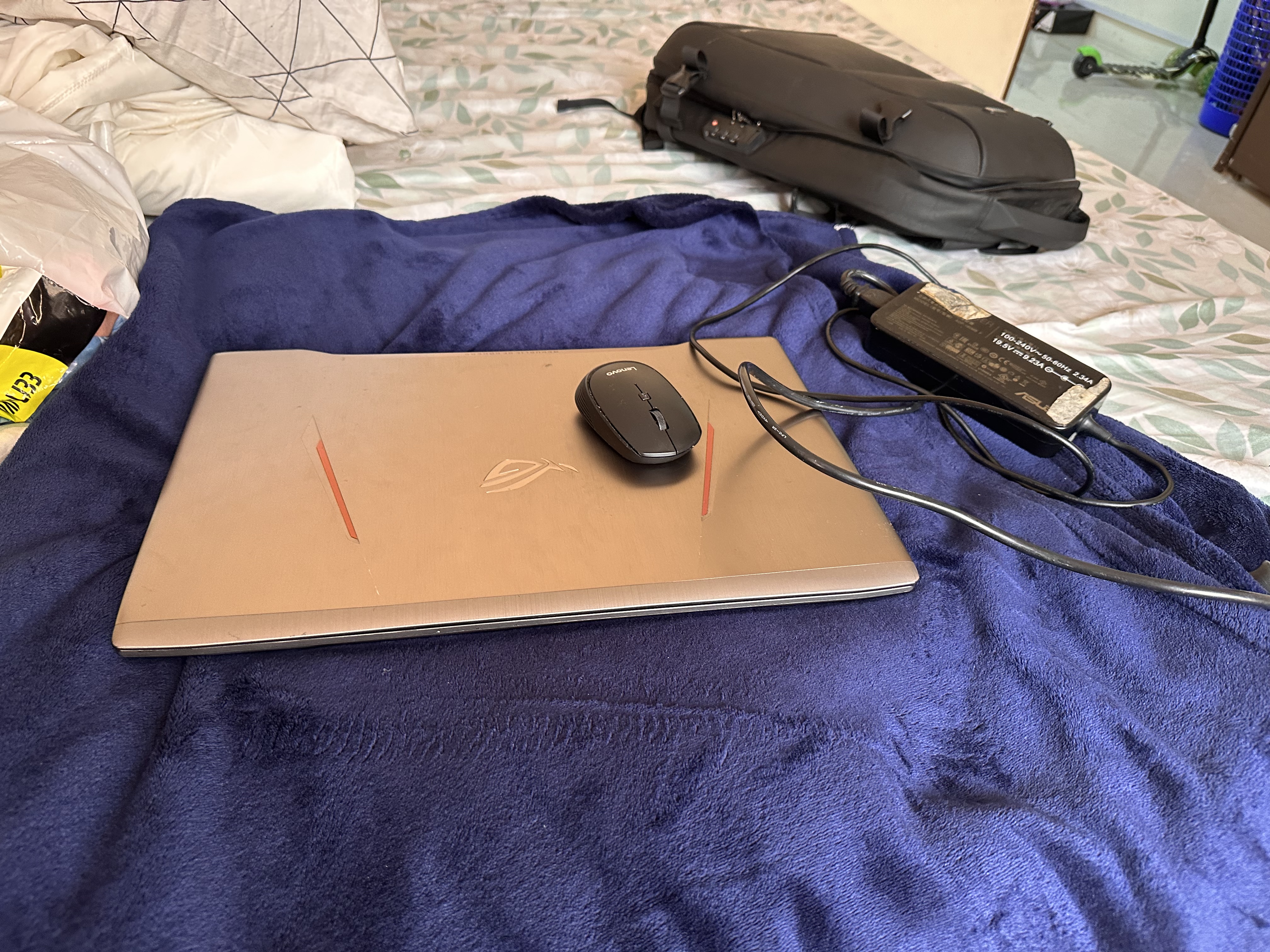 Good condition heavy duty Asus laptop for sale - workstation  - Image 6