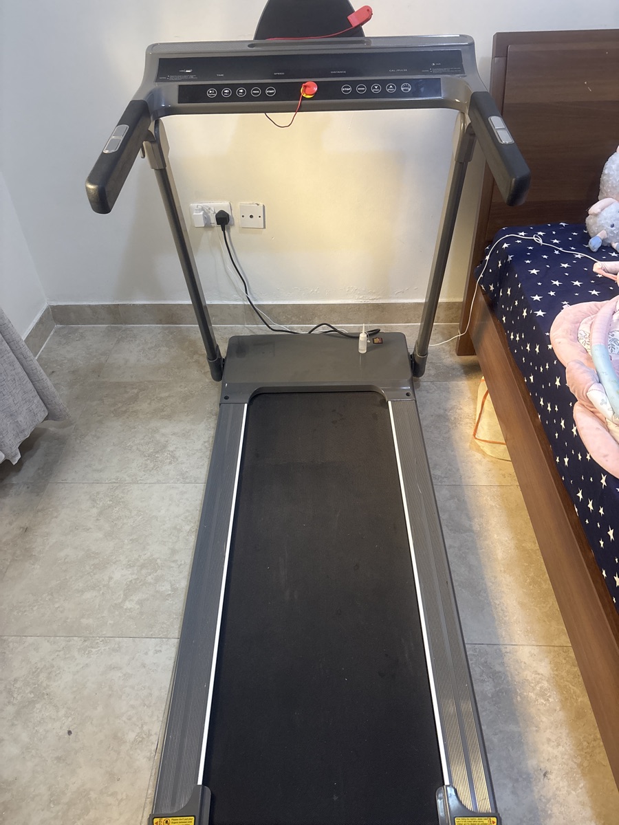 Treadmill - Image 2