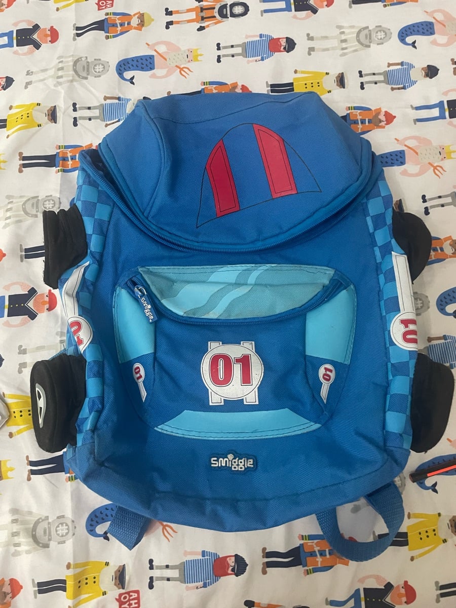 Smiggle bag , uk bought - Image 1