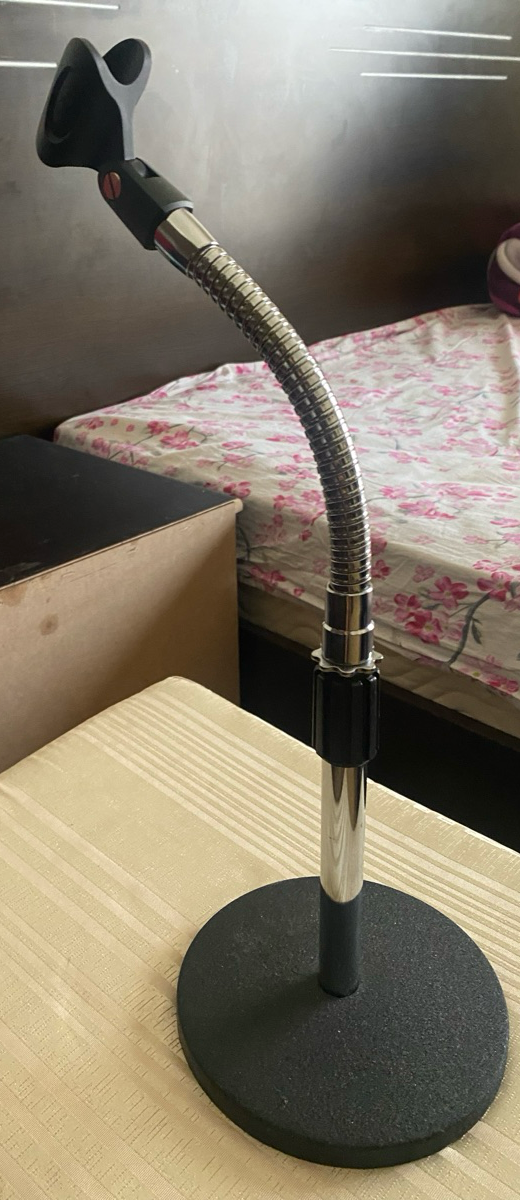 Sennheiser mic, mic stand , pop filter , mic cable - Image 9