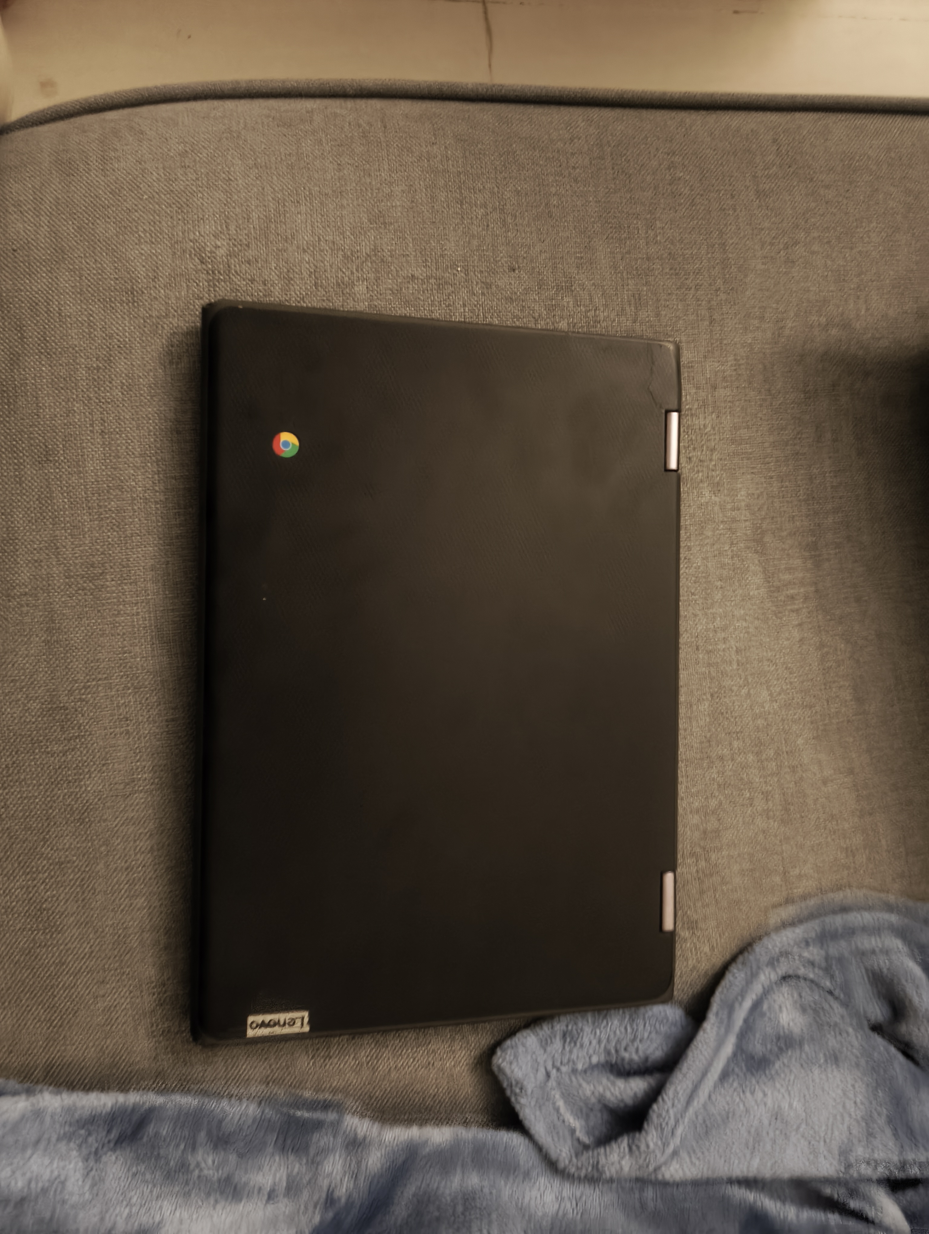Lenovo Chromebook 300e MTK - Image 3