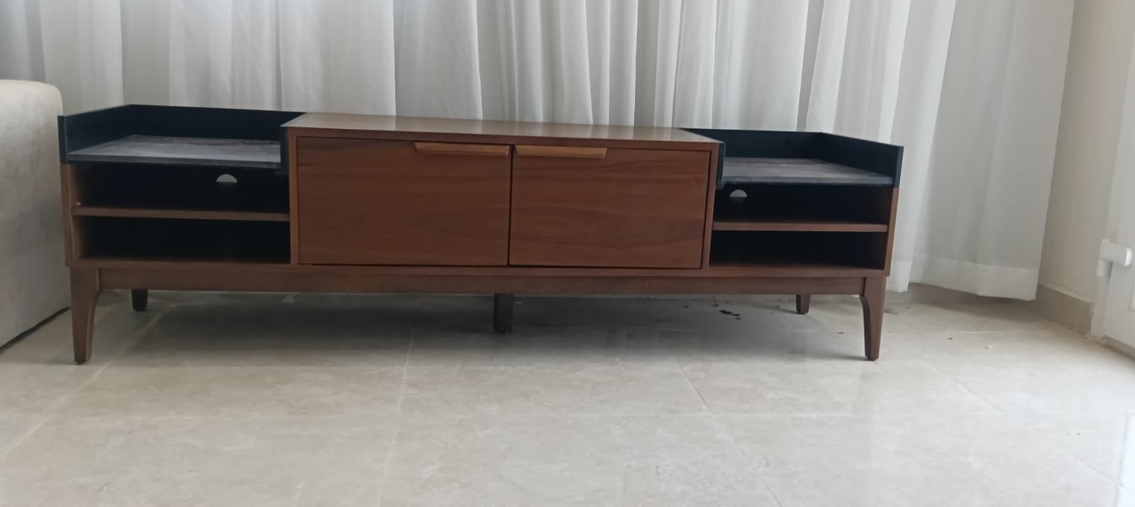 Cabinet for tv - Image 1