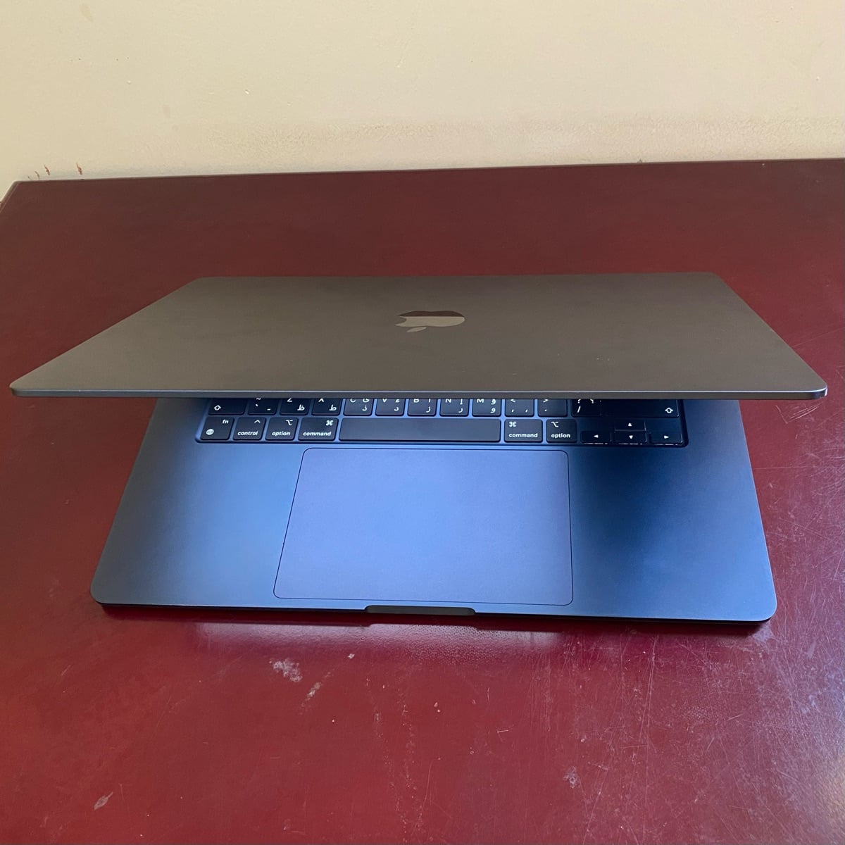 512GB 15 inch MacBook Air M2 - Image 2