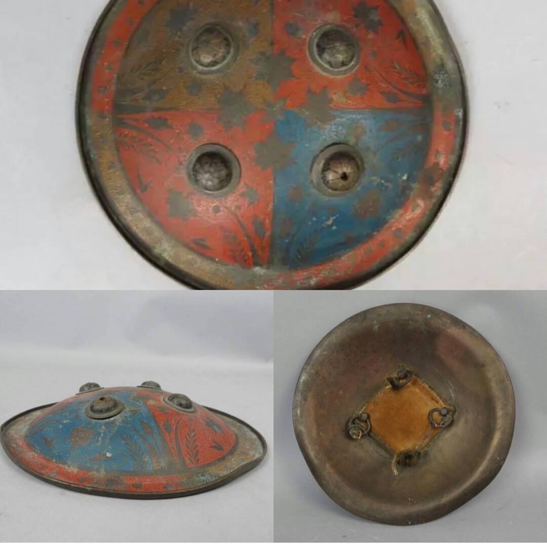 Antique Qajar Dynasty Ceremonial Shield  - Image 5