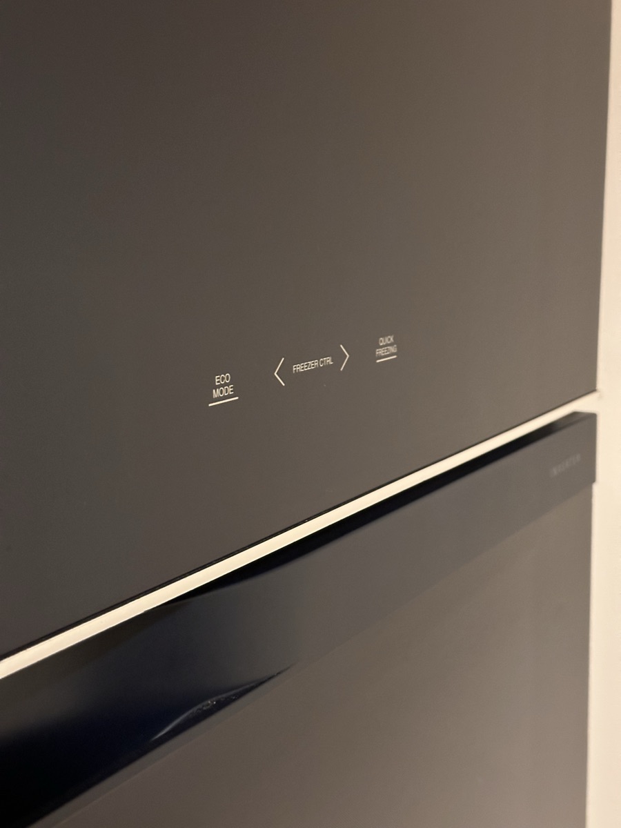 TOSHIBA blue tempered glass refrigerator 600litres - Image 1
