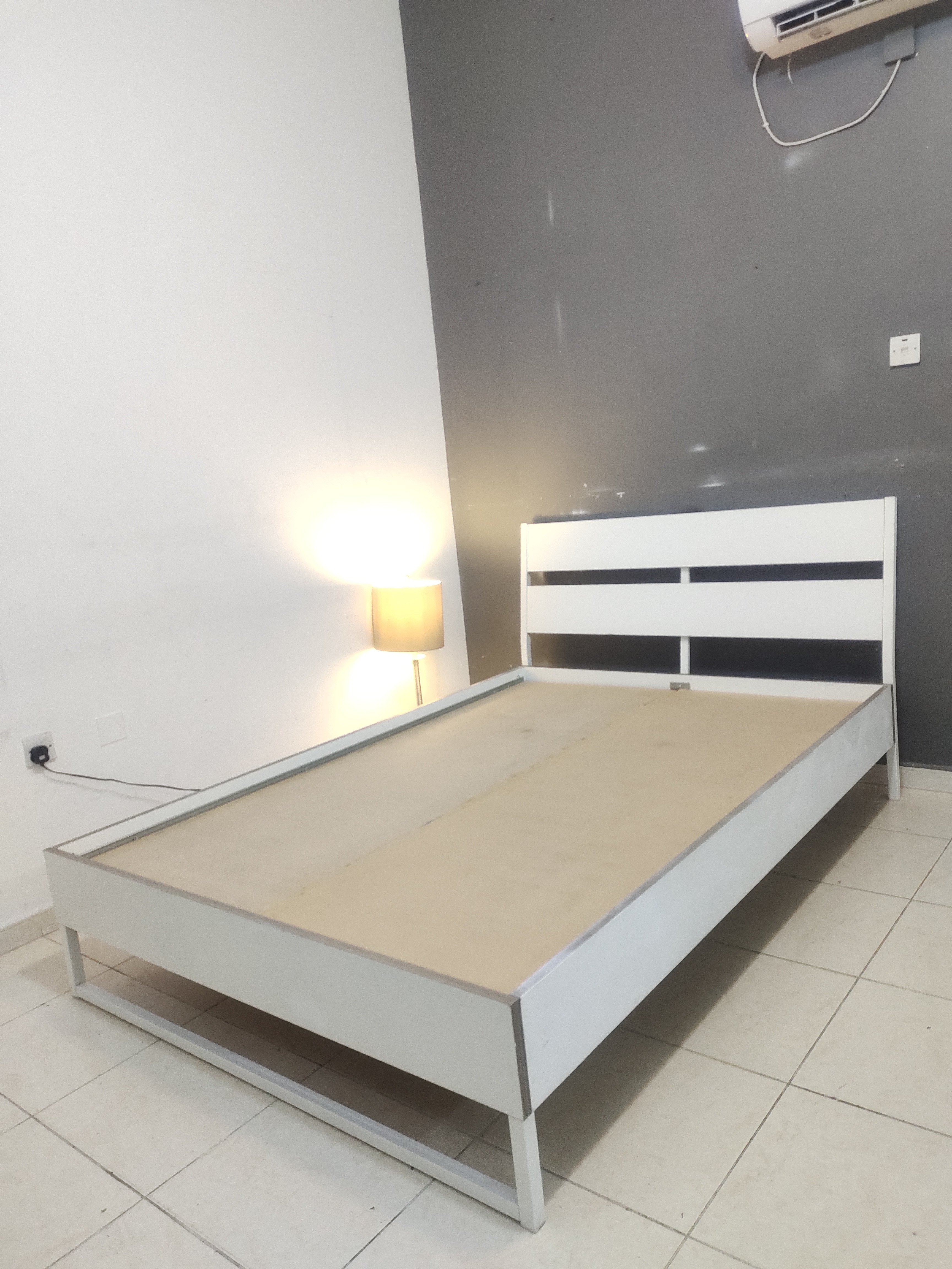 Queen size bed frame for sale  - Image 3