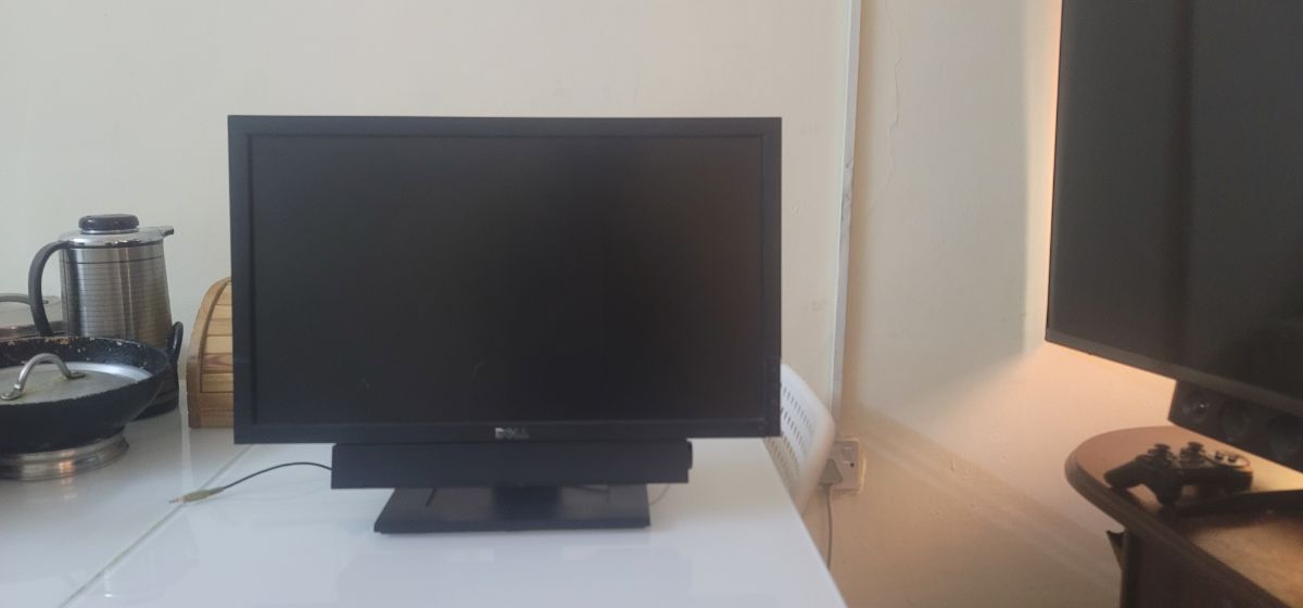 Dell 22 inch Monitor - Image 3