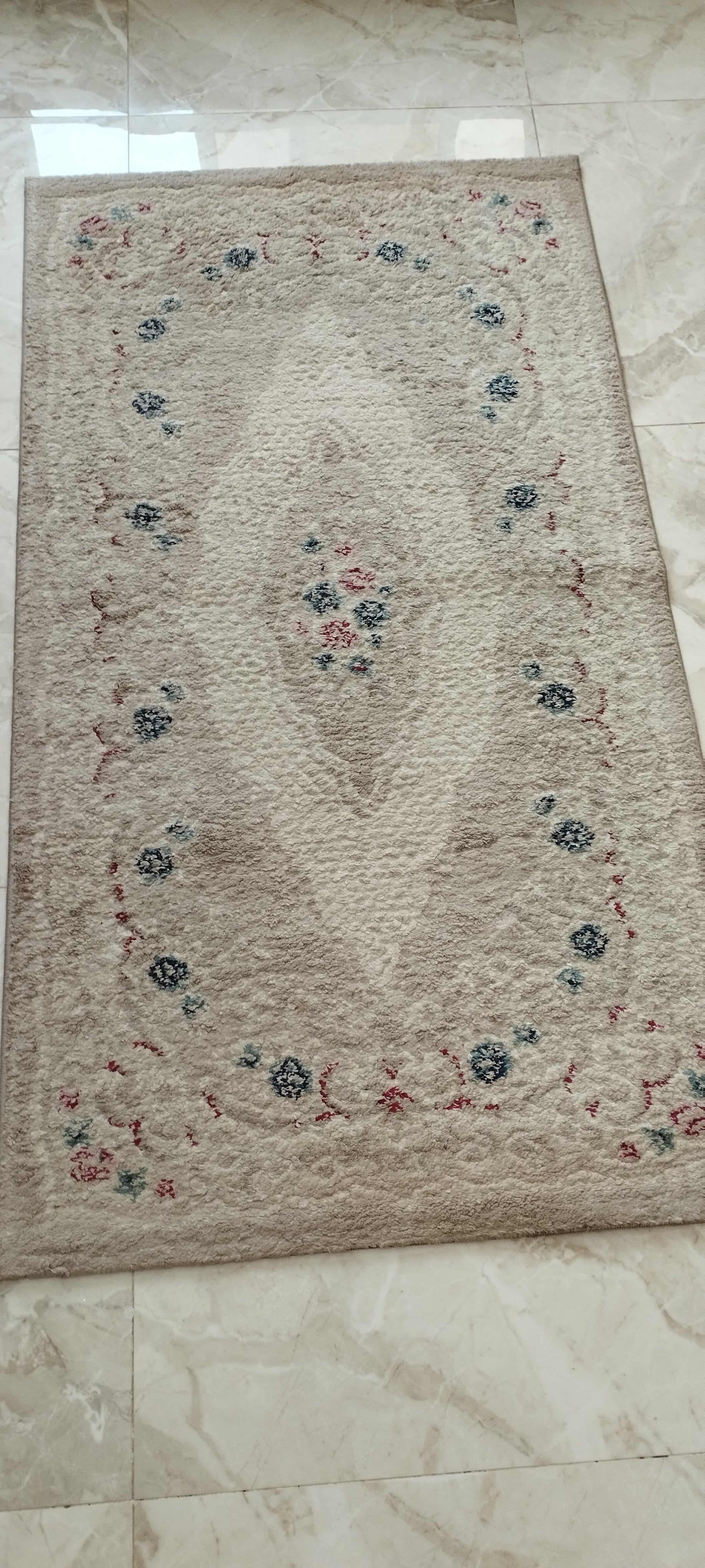 clean and sturdy carpet - Image 2