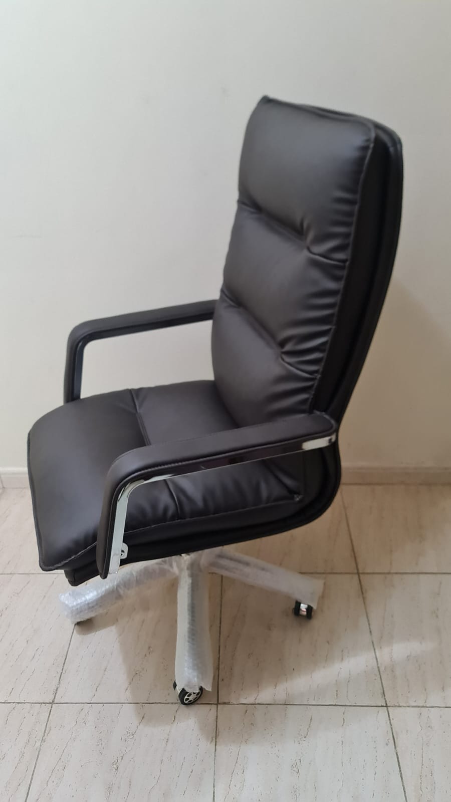 Executive Office Chair NEW - Image 2