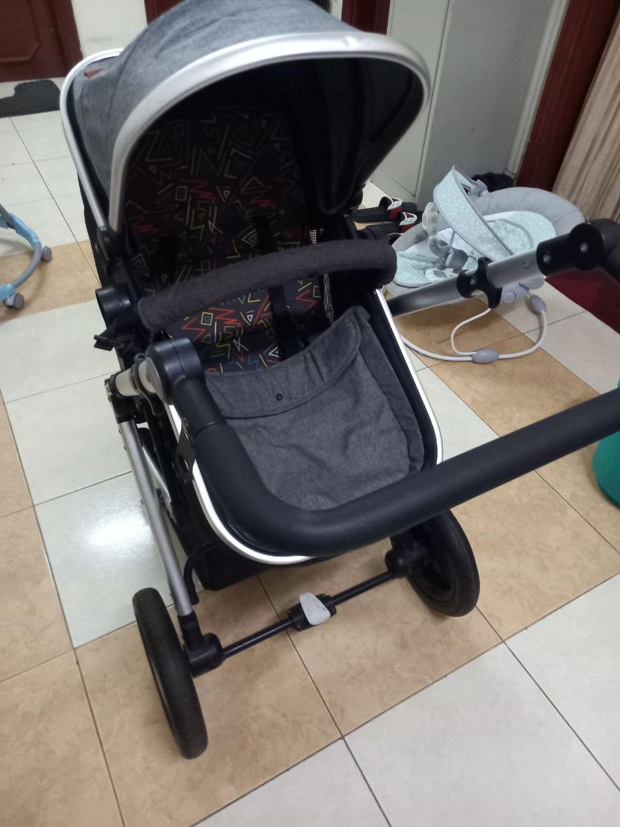 Baby's items in good condition - Image 1