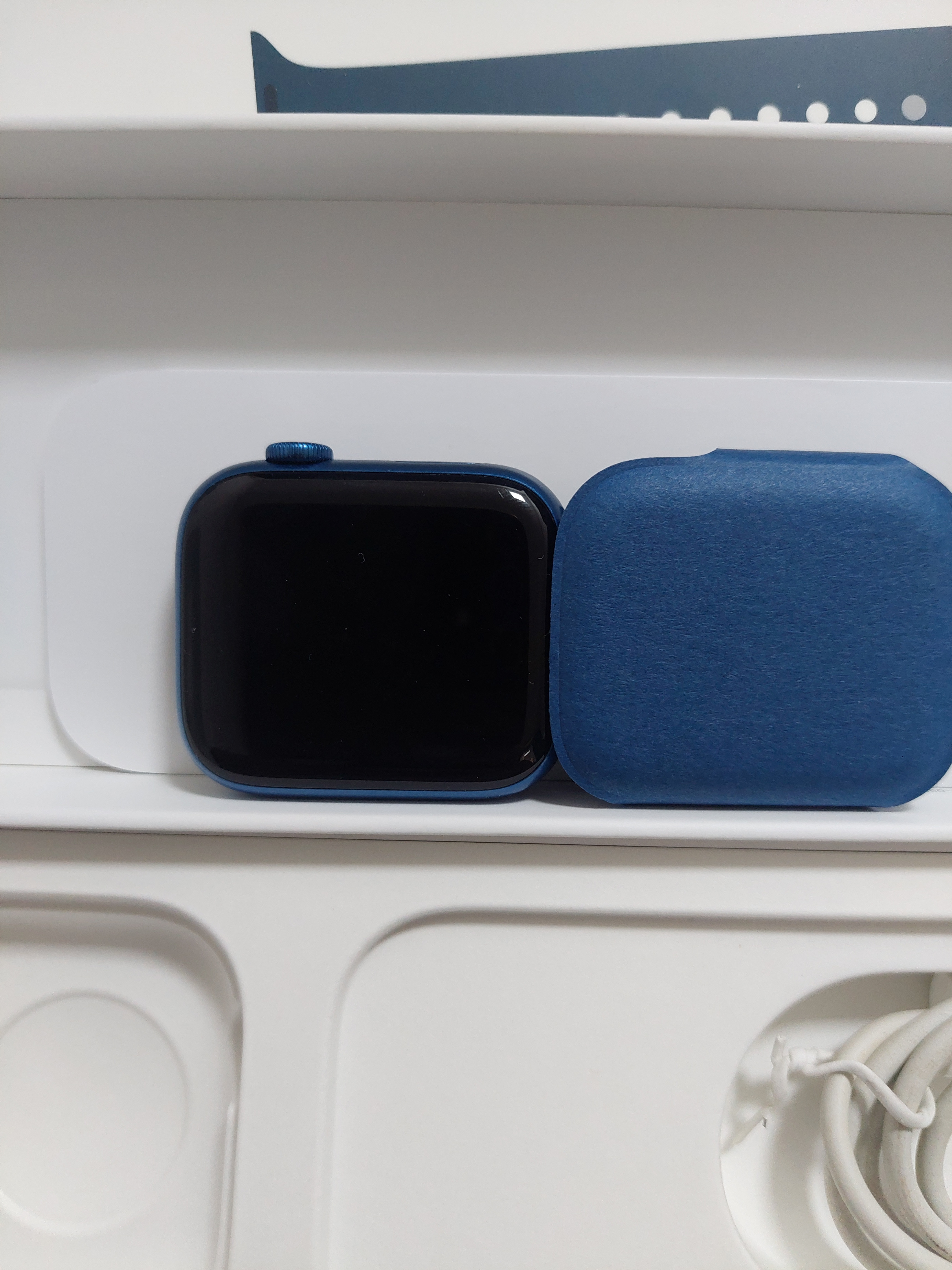 Apple I Watch 44mm,Series 7 GPS+Cellular Esim Version Blue. - Image 5