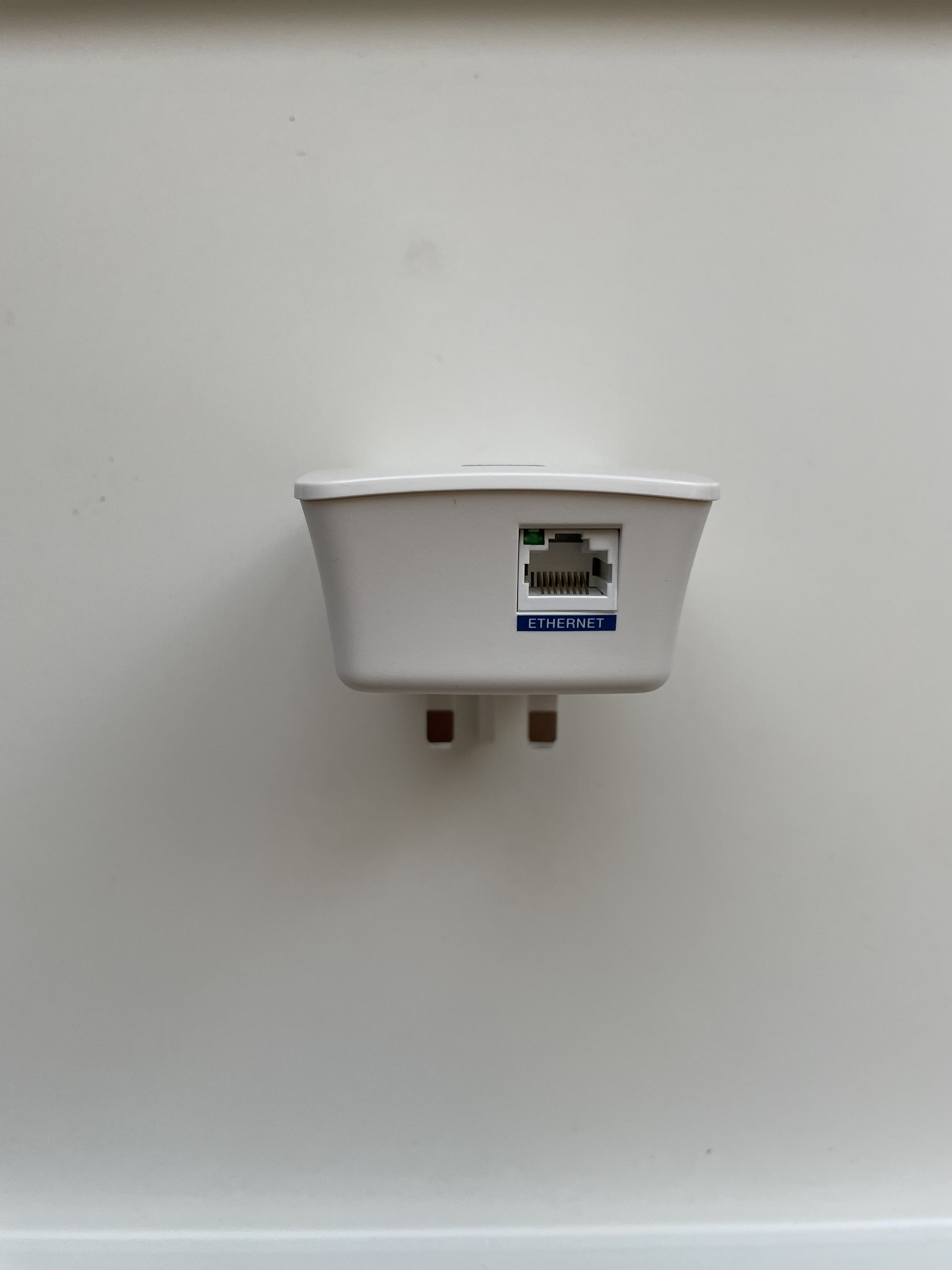 Linksys WiFi range extender - Image 5