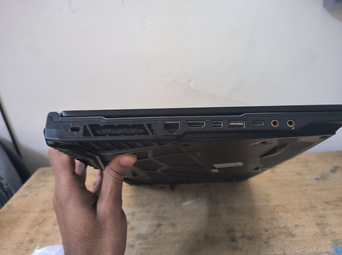 High-Performance MSI Laptop for Sale! - Image 7