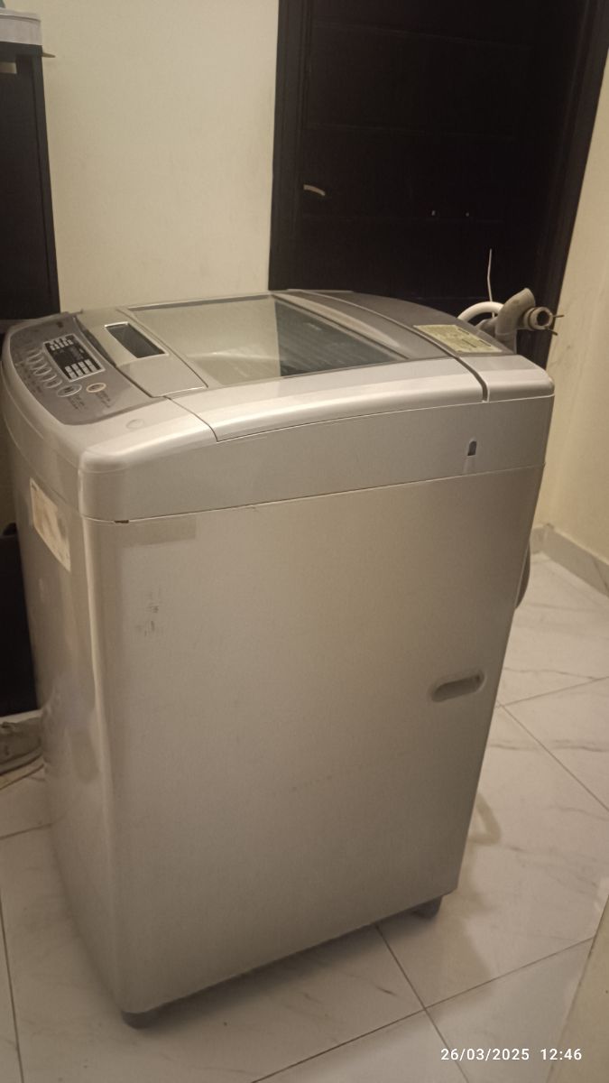 LG 13kg washing machine - Image 1