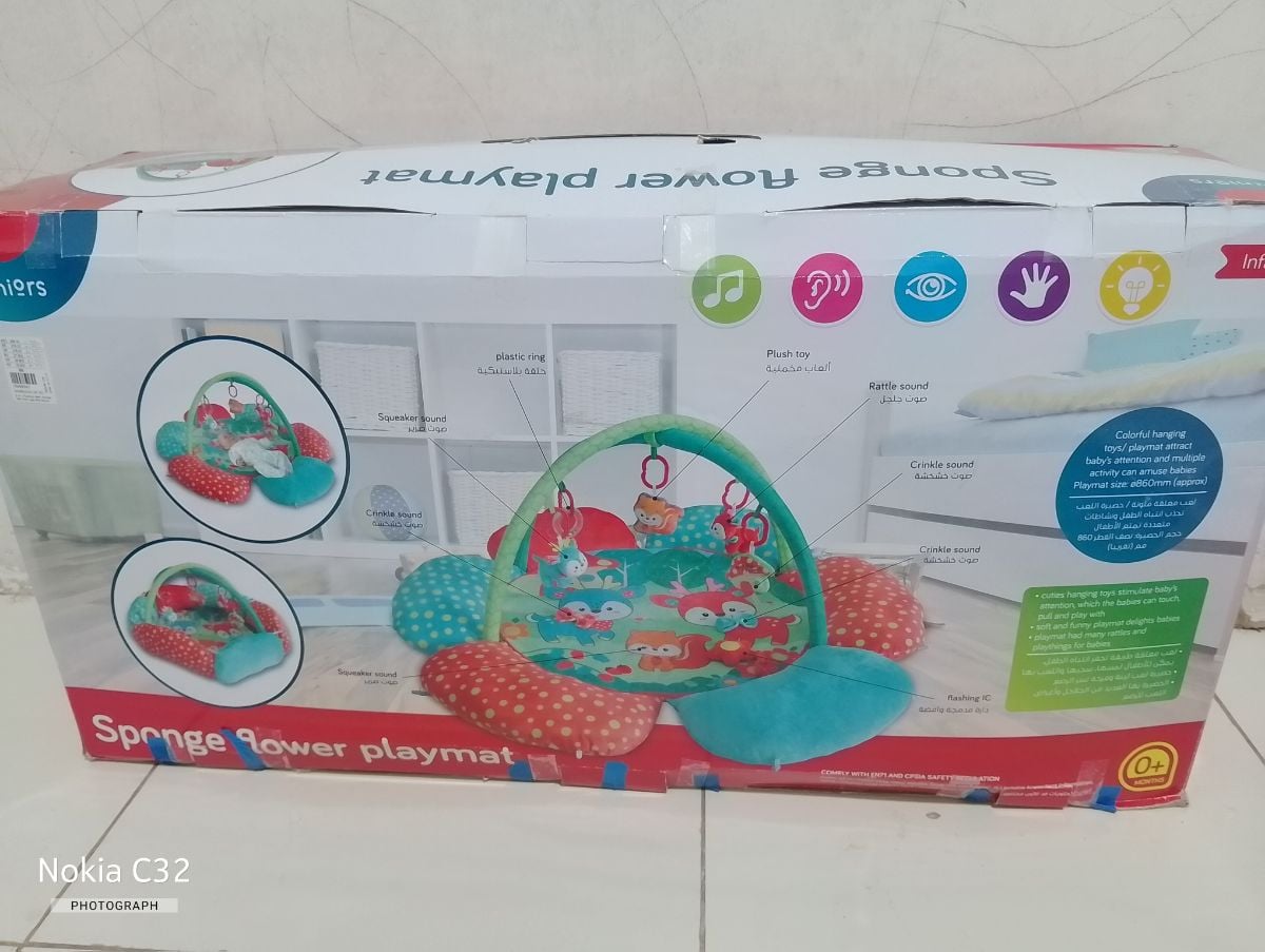 New born kids bed and 3 tyre schooter, manual kids buggy - Image 2