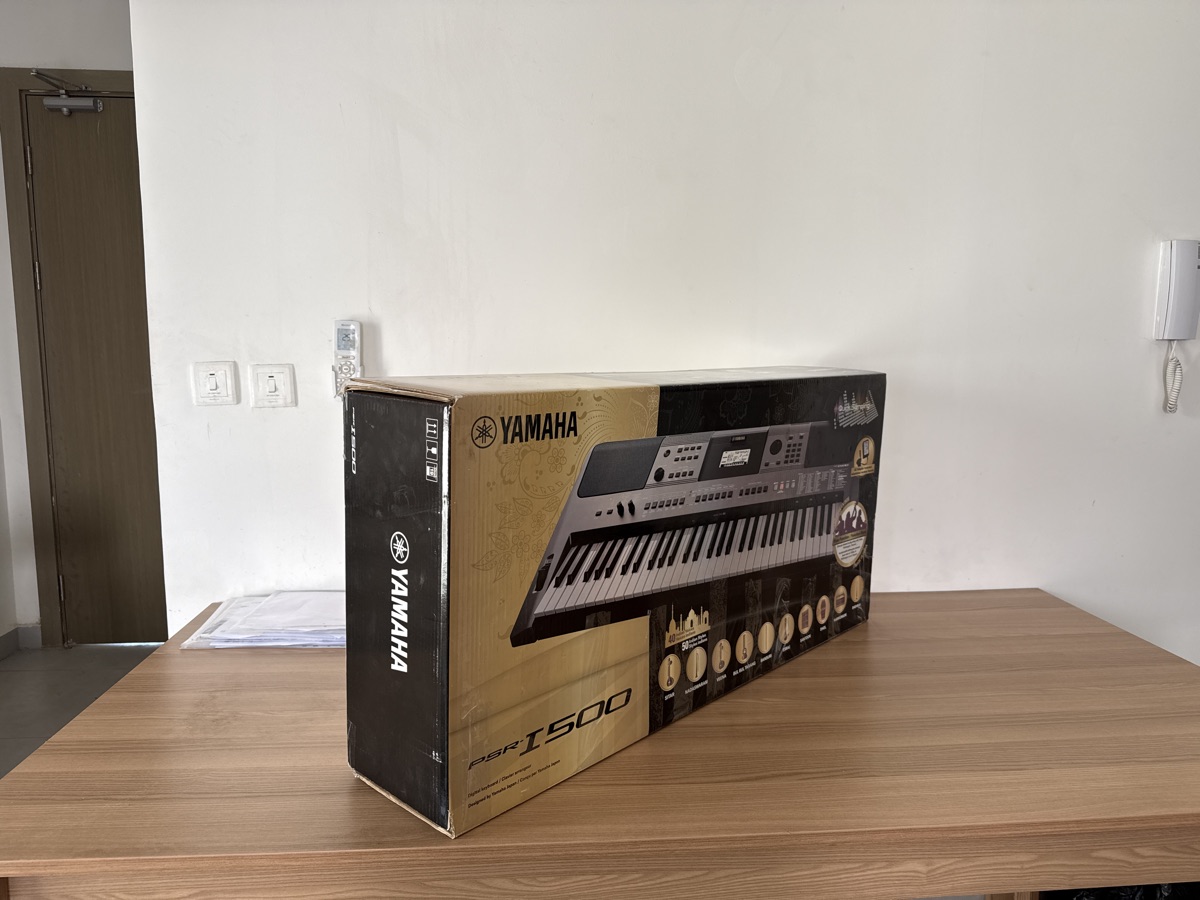 Yamaha I500 Keyboard in Brand New Condition - Image 2