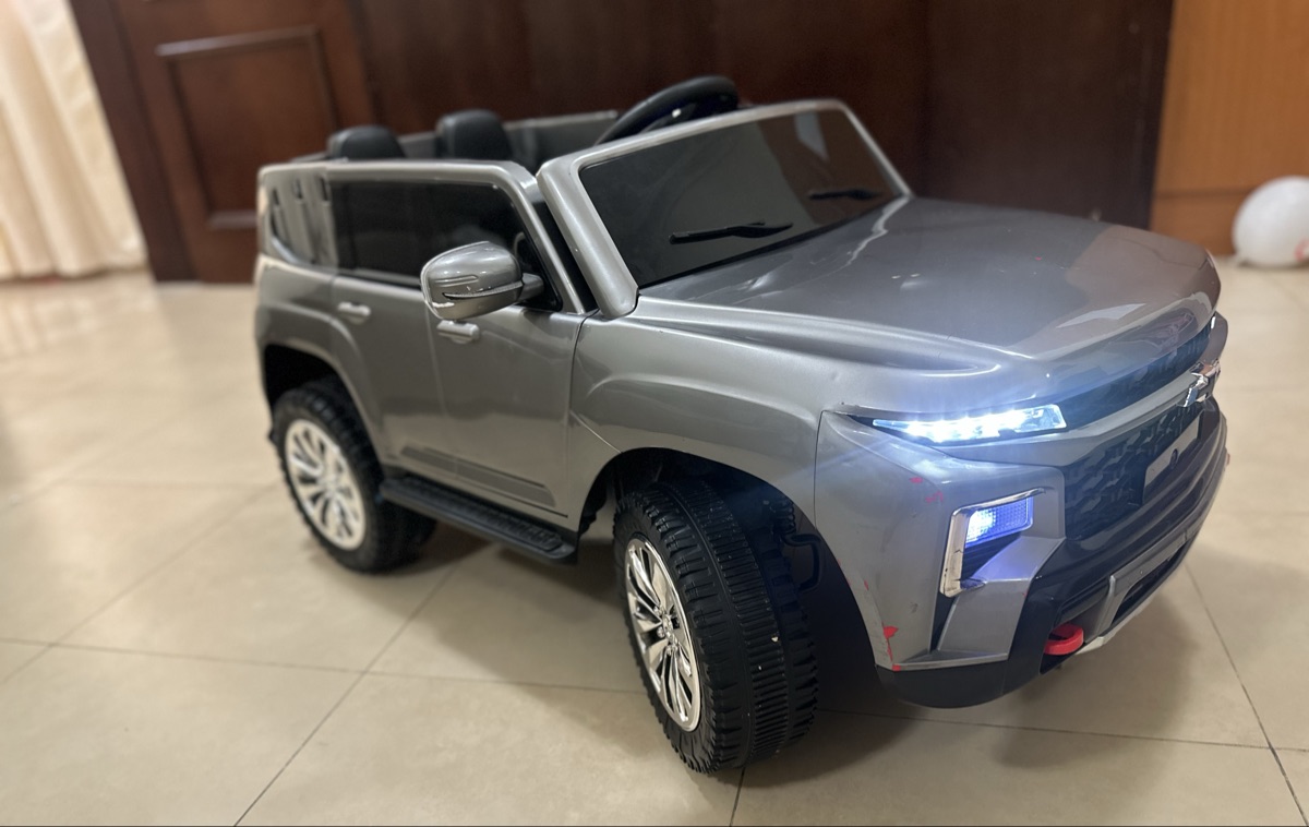Chevrolet Ride on car - Image 2