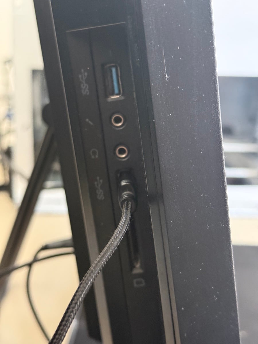 Lenovo all in one computer - Image 3