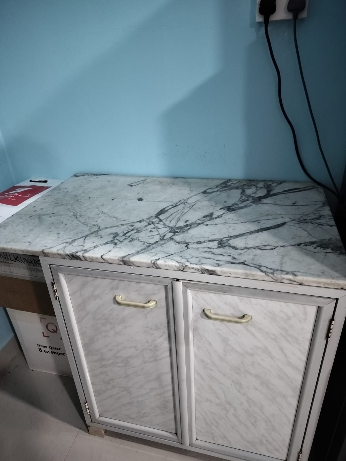 Kitchen Cabinet @ 150 QAR - Image 1