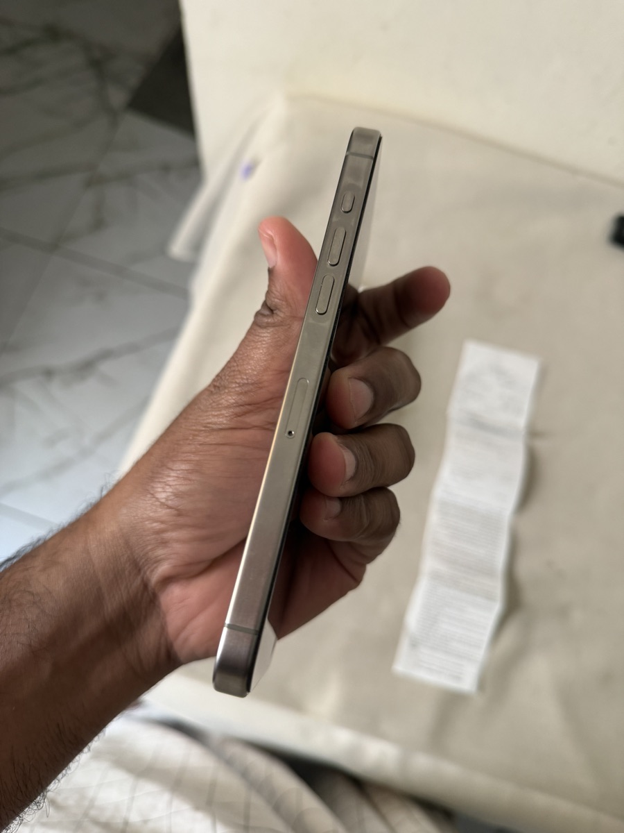 I phone 15 pro max 256gb - Image 2