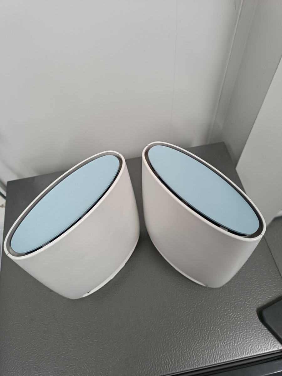 Orbi router - Image 2
