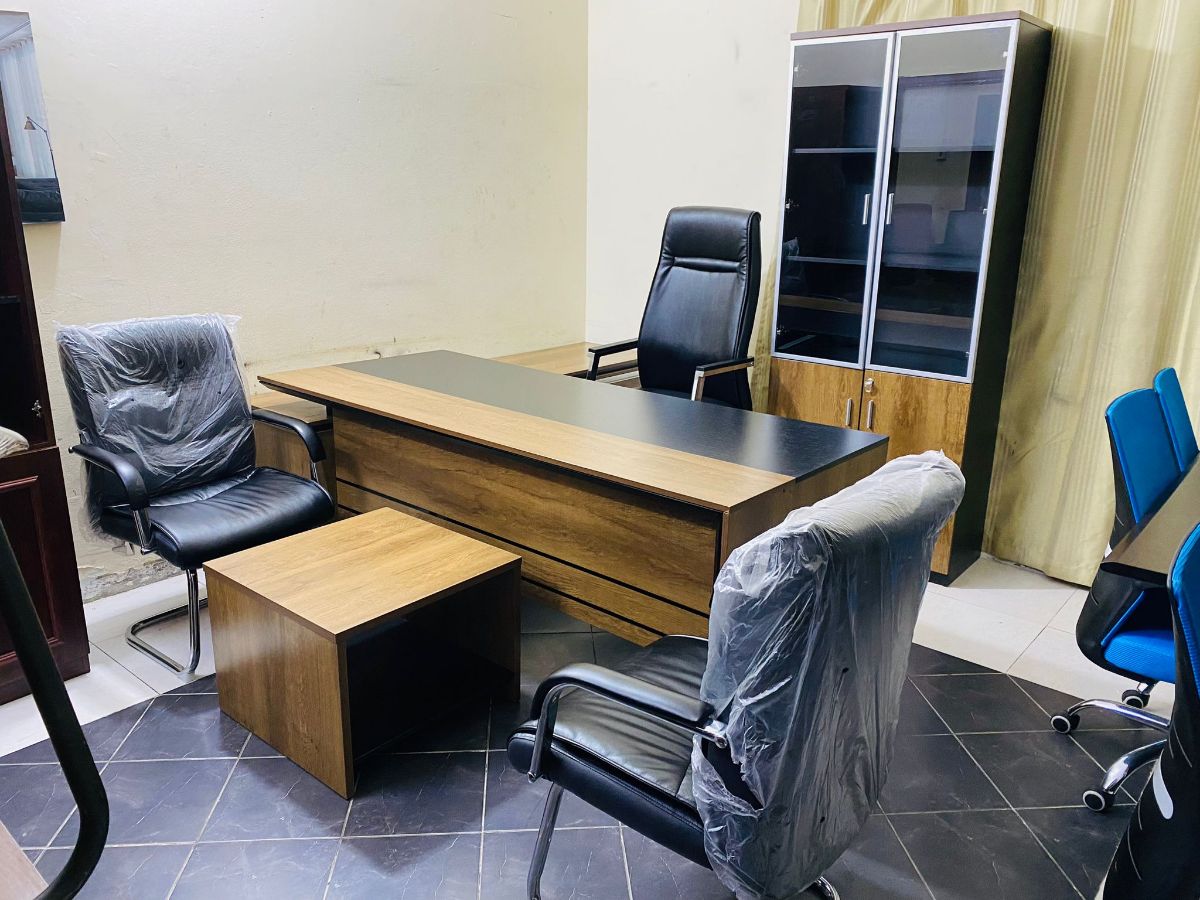 Used office desk and chair buy sell in qatar 55157083 - Image 6