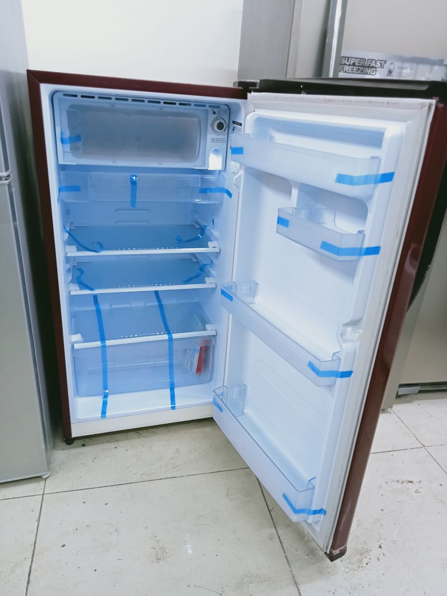 Nikai refrigerator for sale - Image 2