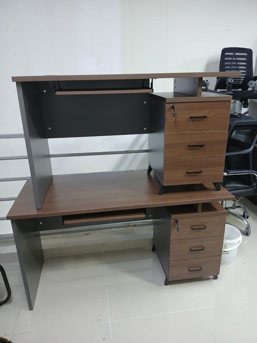 Used Office desk & chairs selling 55157083 - Image 20