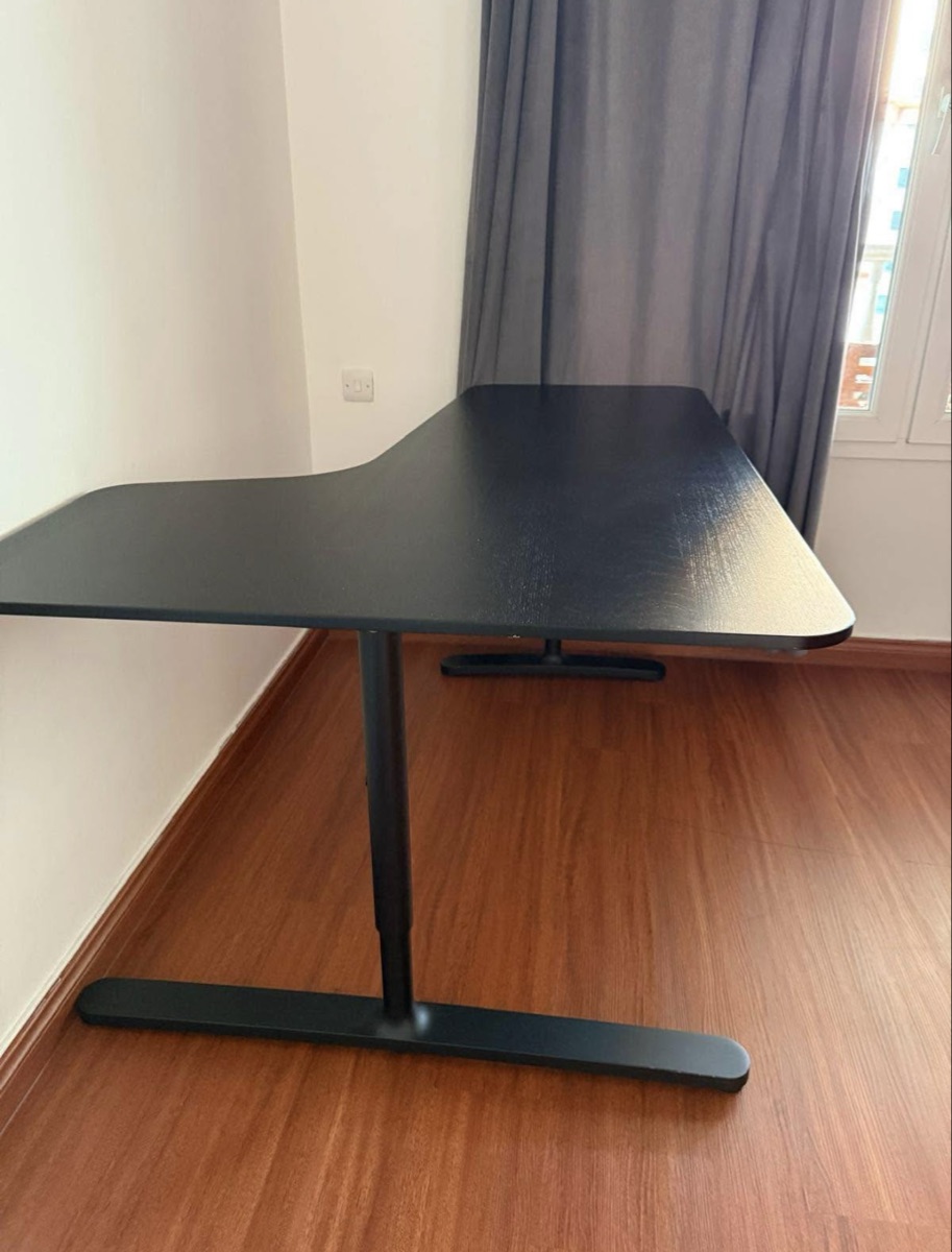 Ikea Bekant office Table - Image 2
