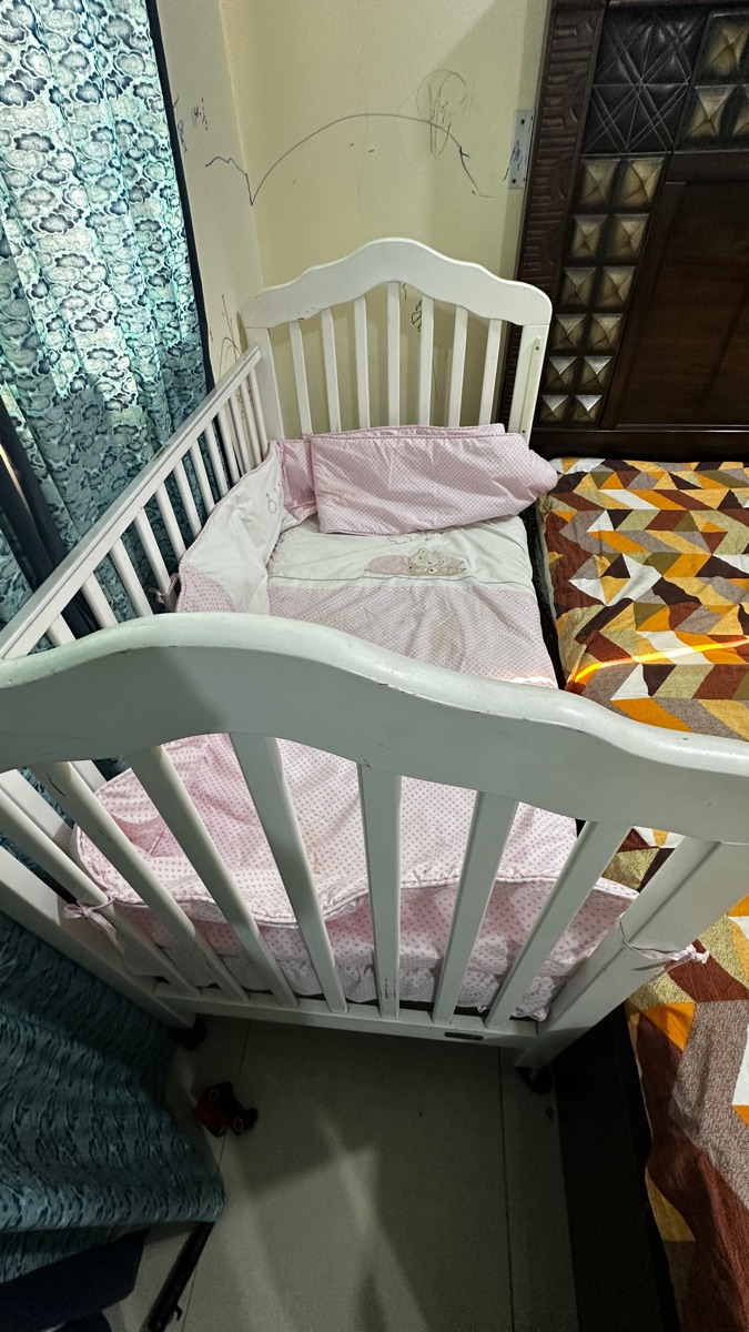 7 Seater Sofa + Dressing Table+ Baby Crib  + Baby Chair - Image 6