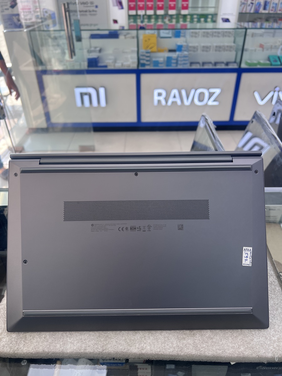 HP Z-Book Firefly G8 Workstations - Image 3