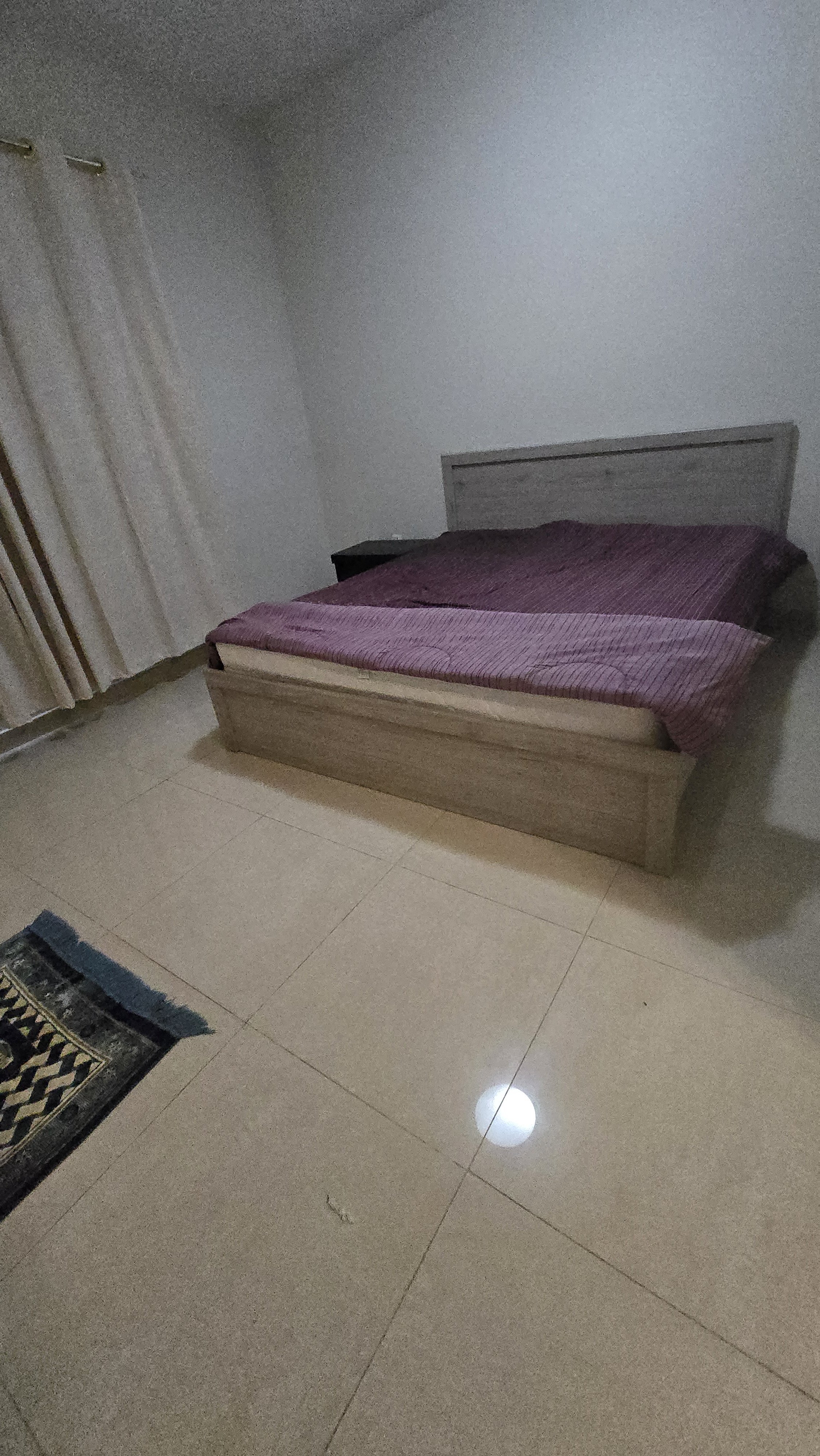 Saling beds with matress - Image 1