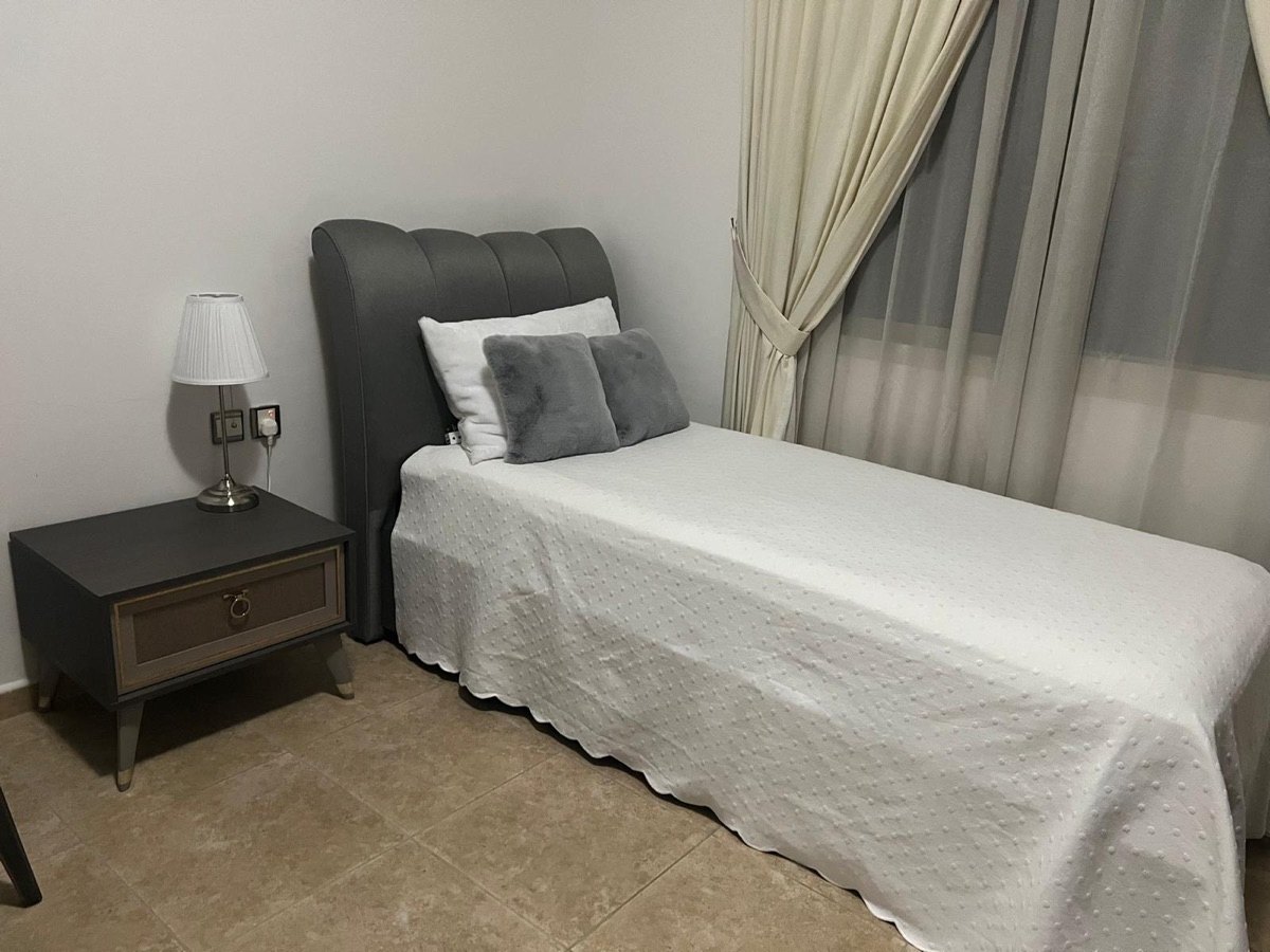 Full single bedroom set 100*200 - Image 1
