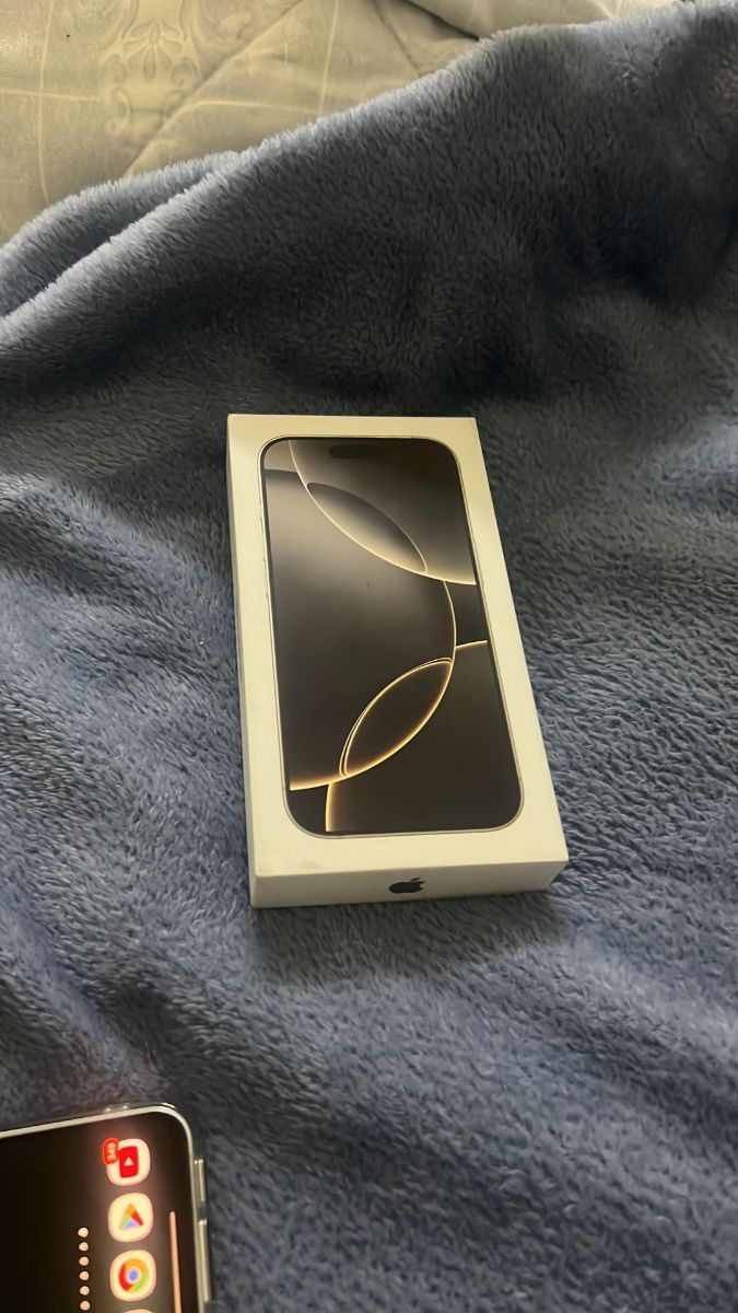 I phone 16 pro - Image 2