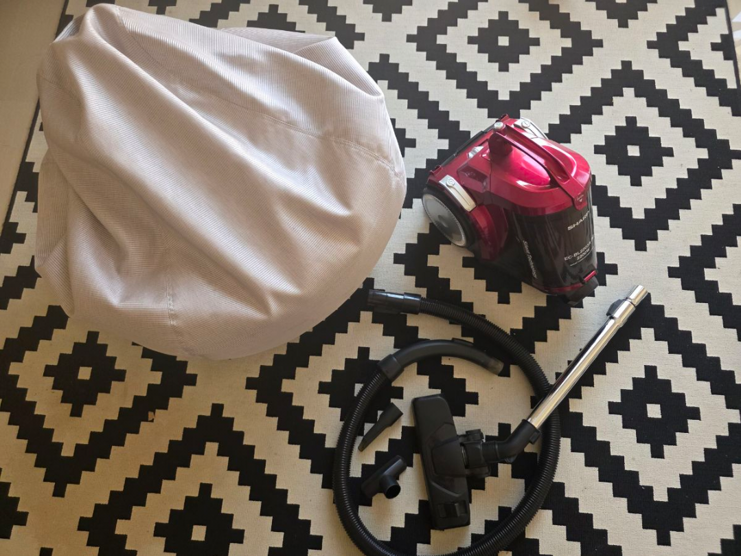 Vacuum cleaner, - Image 1