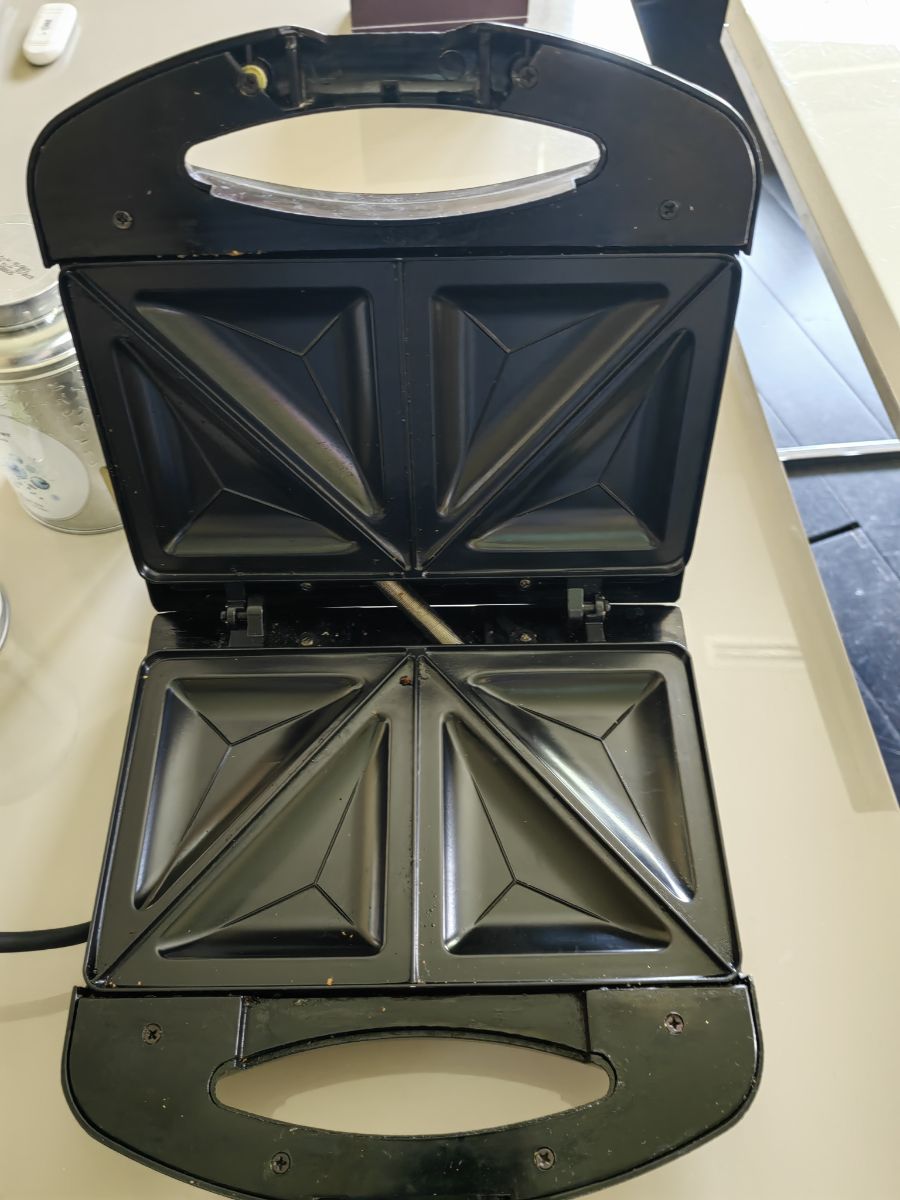 Sandwich Maker - Image 2