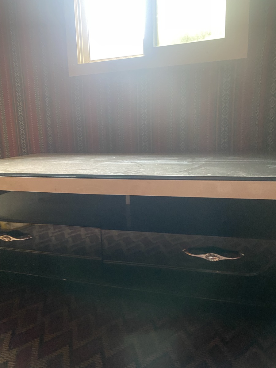 TV / Coffee table - Image 3
