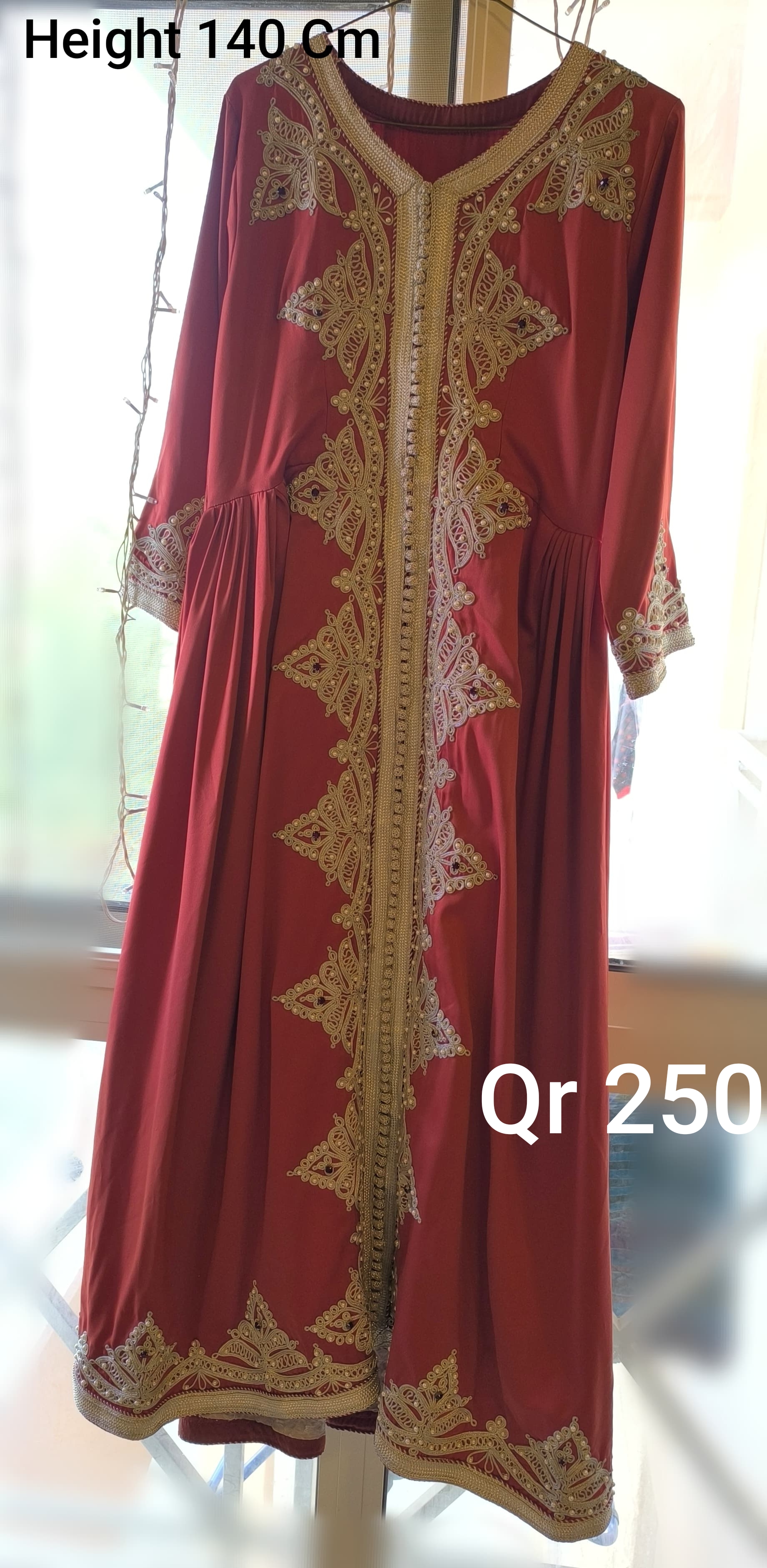 Dresses and Abaya  - Image 3