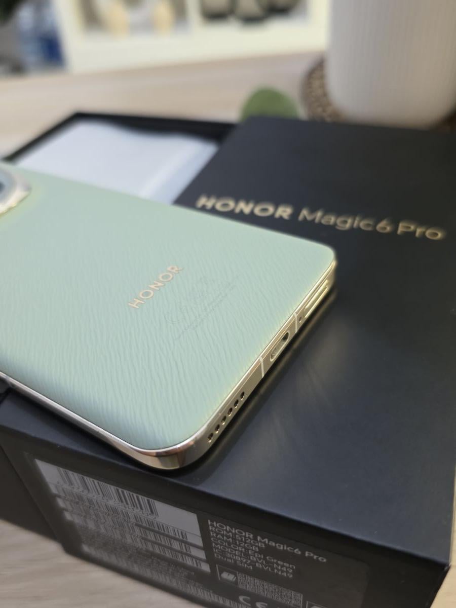 Honor Magic 6 Pro 512Gb Green Like New - Image 3