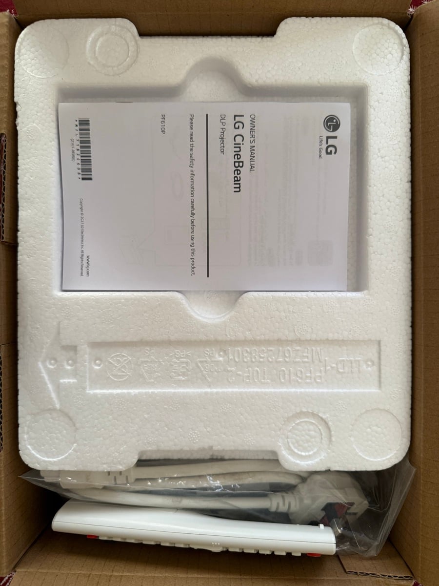 LG projector PF610P - Image 4