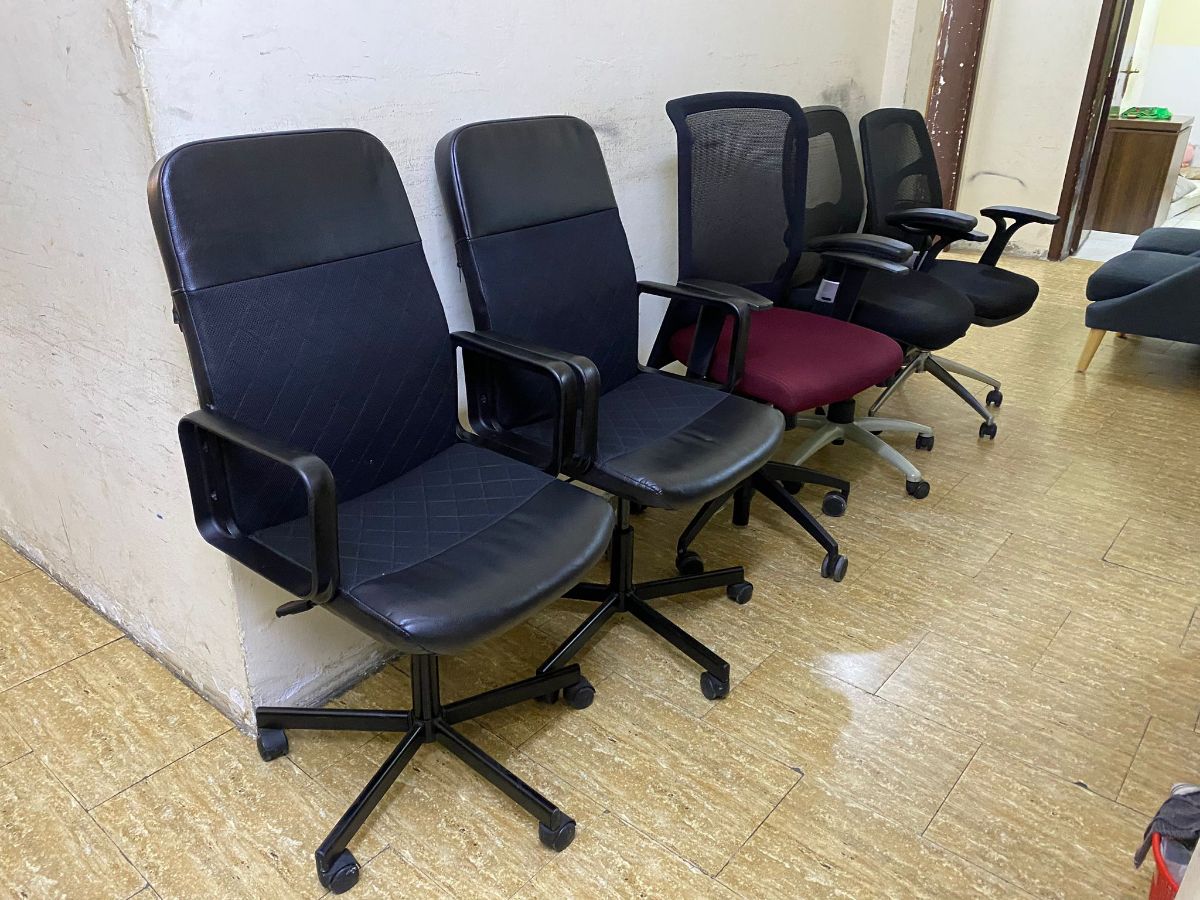 Used office furniture buy and sell 55157083 - Image 18